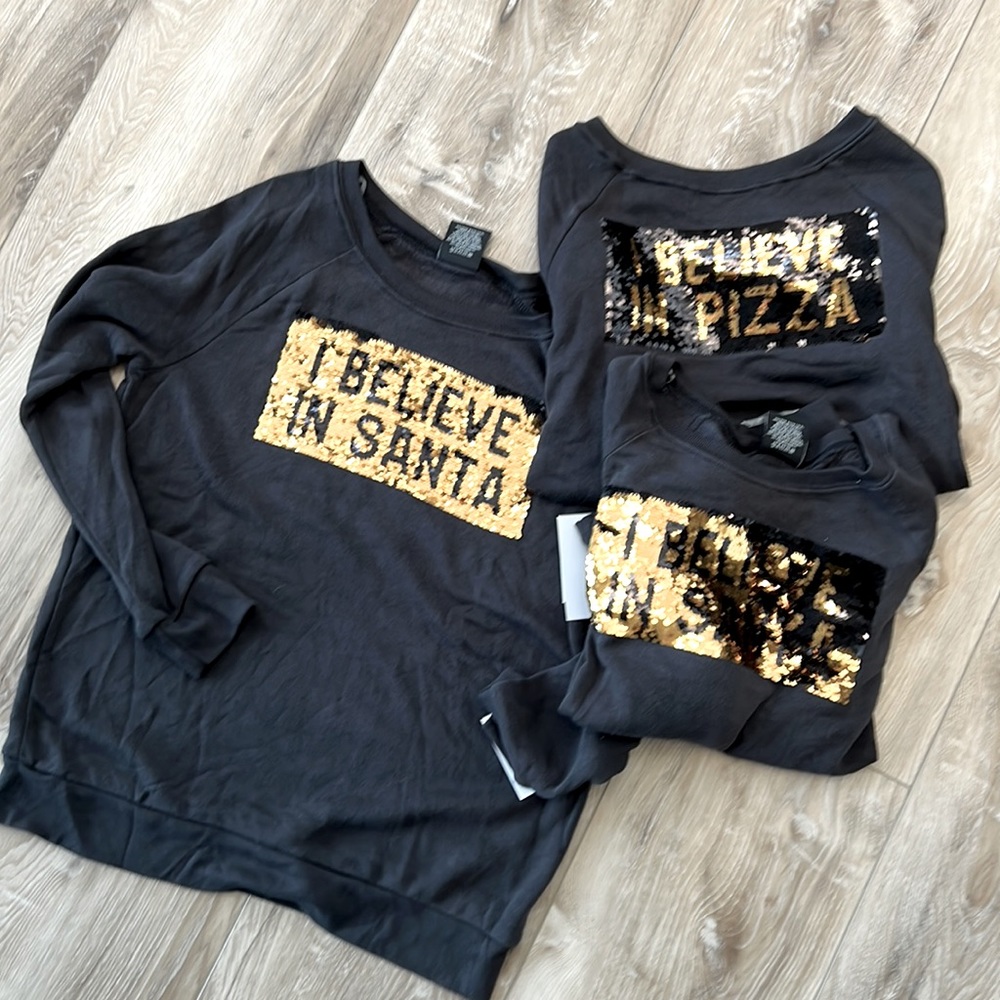 Holiday shirt I believe in Santa/ pizza